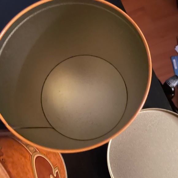 Very Rare Bakers Brand Tin Containers - Picture 11 of 11